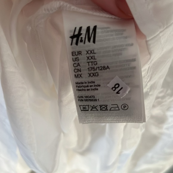 H&M plus sized white cotton eyelet dress - Picture 6 of 8